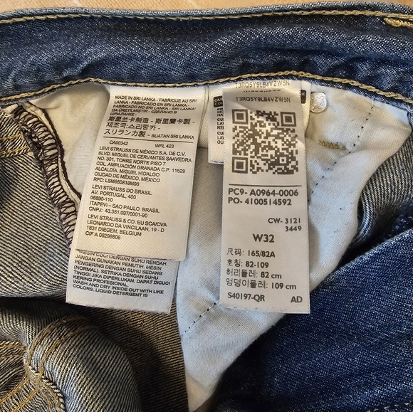 Levi's Low Pro Women's Jeans - Picture 2 of 5
